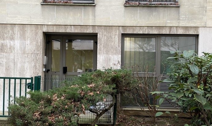 Façade et accès rue de l'Abbé Groult
